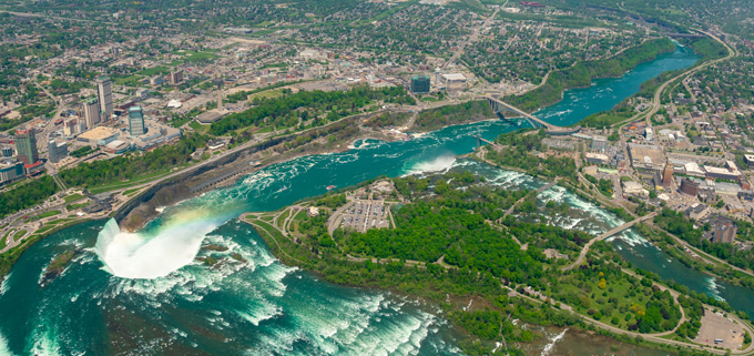 Niagara Falls border Canada USA