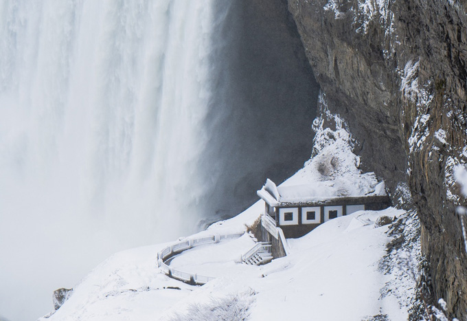 Niagara Falls attractions in Winter