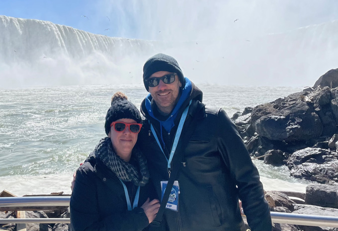 what to wear on niagara falls tours in winter