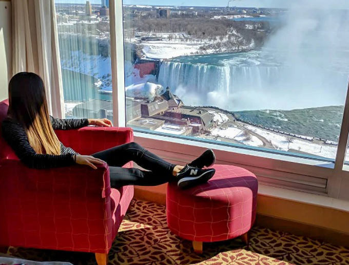 where to stay after Niagara Falls tours